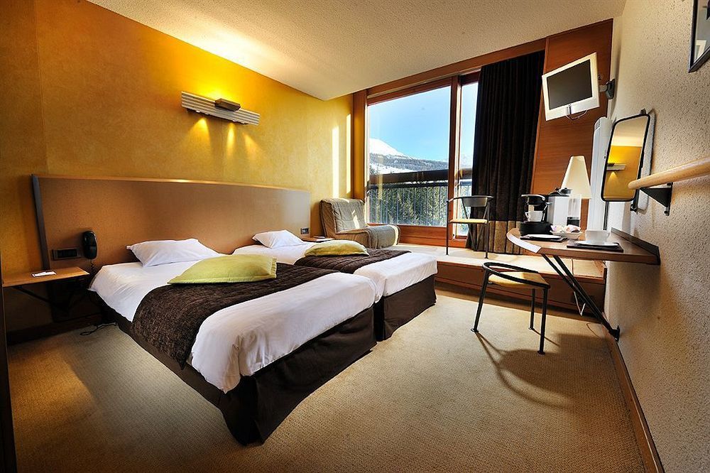 Belambra Clubs Arc 1800 - Hotel Du Golf Les Arcs  Zewnętrze zdjęcie